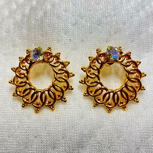 Vintage Avon Gold Tone Rhinestone Earrings
